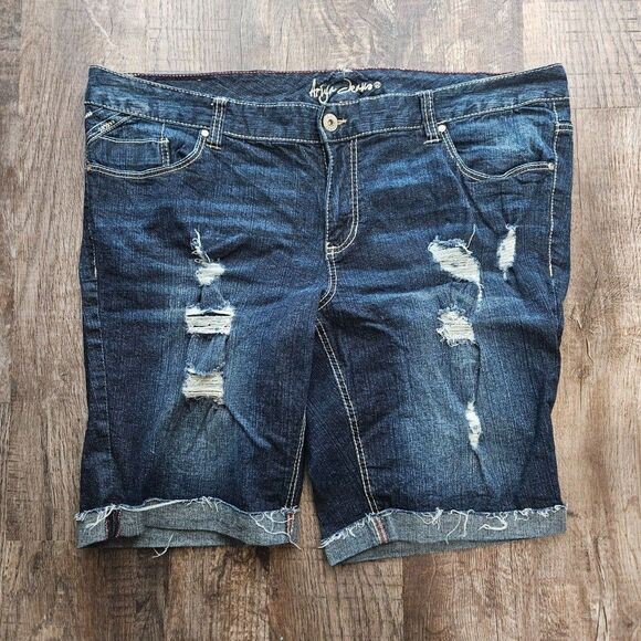 Ariya Distressed Bermuda Shorts - Picture 1 of 4